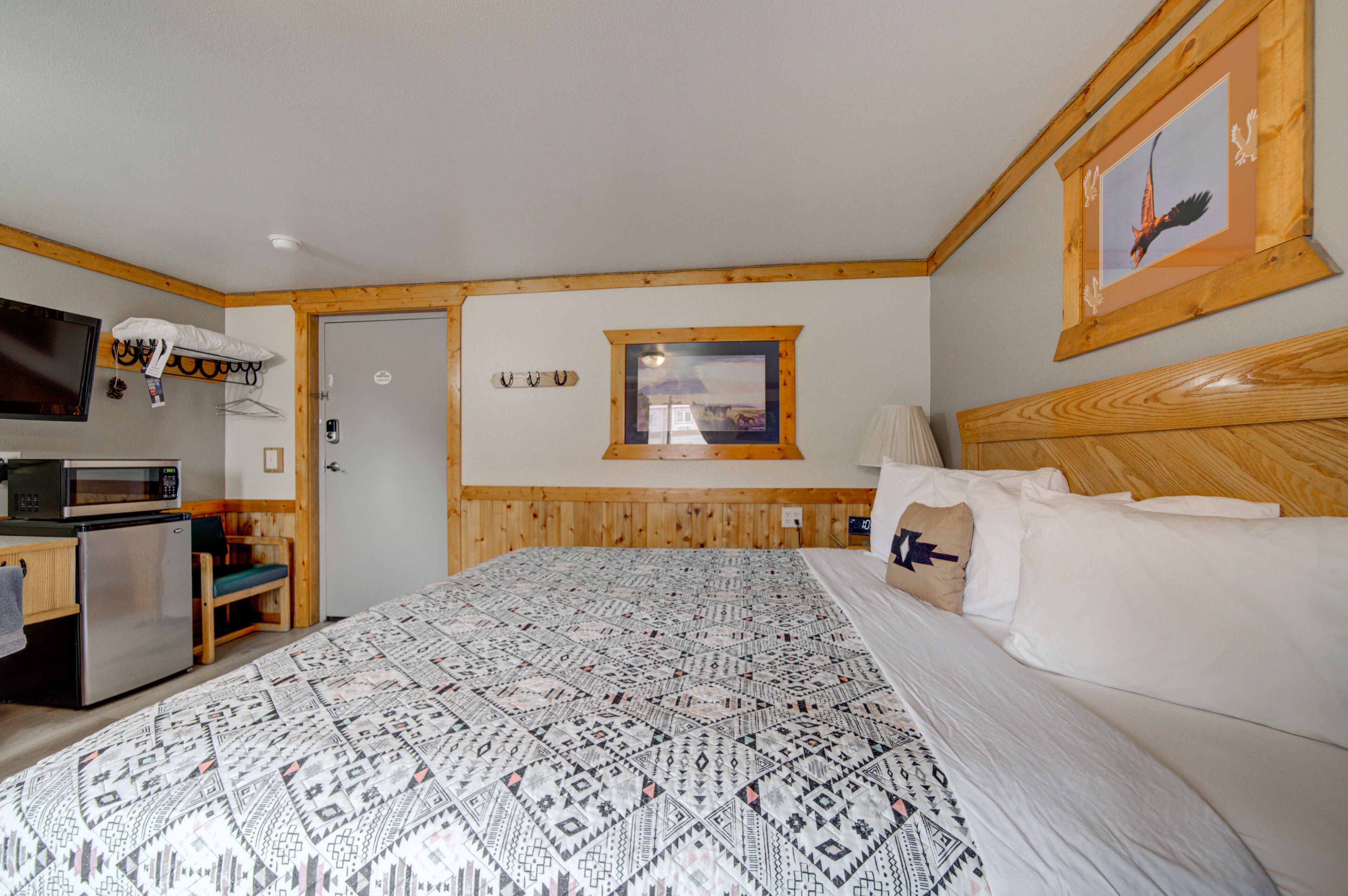 deluxe king room | premium bedding, pillow-top beds, individually decorated, soundproofing