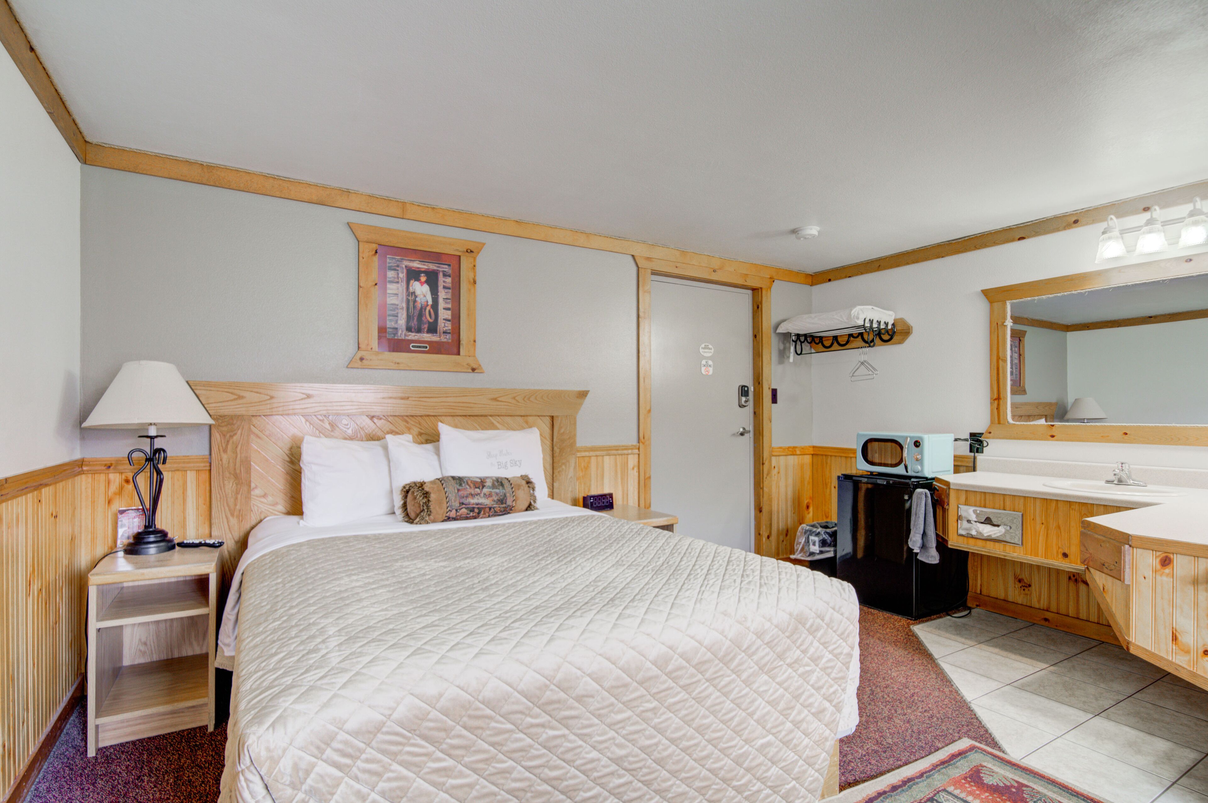 superior queen room | premium bedding, pillow-top beds, individually decorated, soundproofing