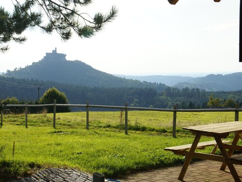 Chalet in La Hoube mit Blick auf Rocher du Dabo
