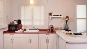 Private kitchenette - La Pace (Had Nes)