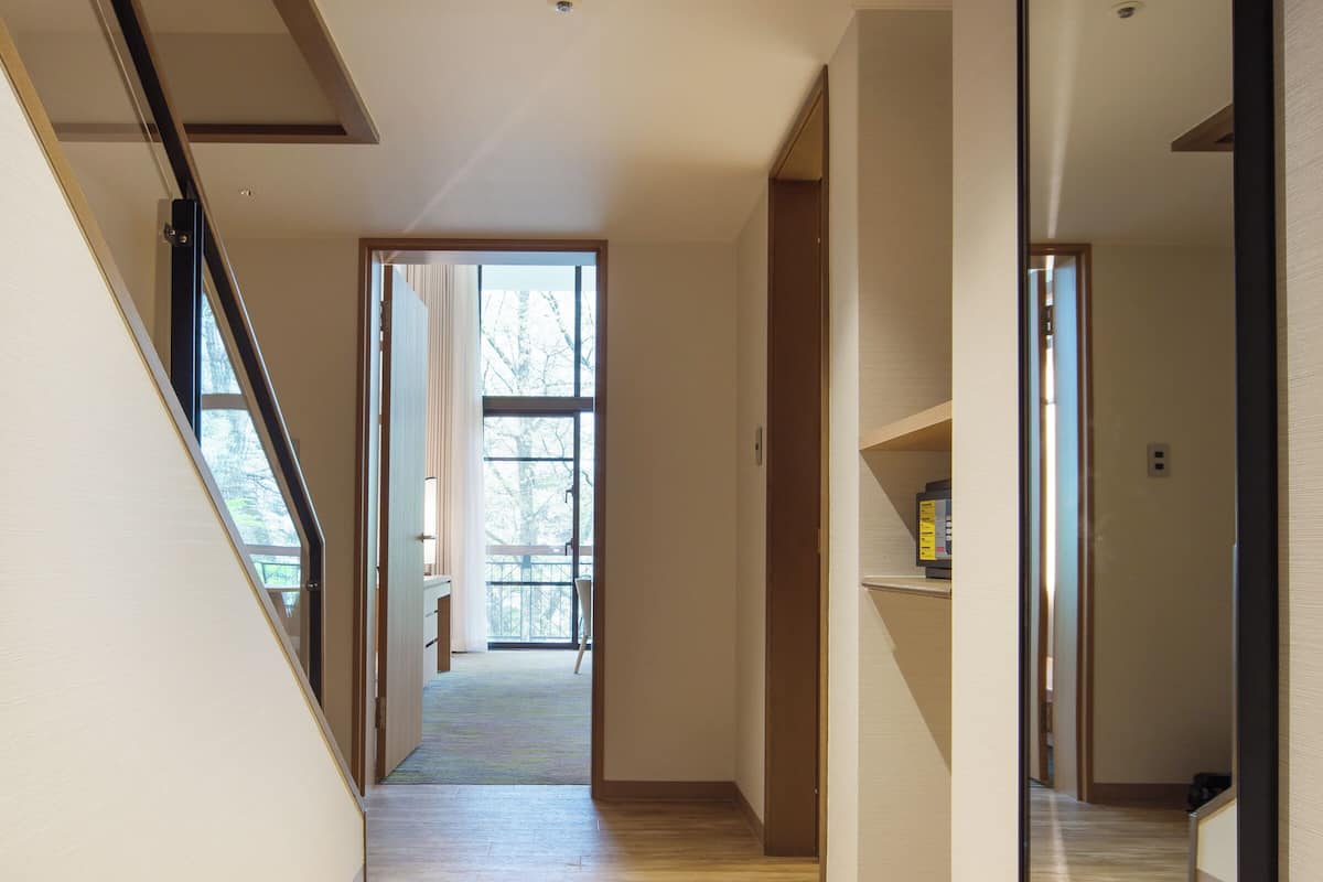 Suite, 1 Bedroom | 1 bedroom, in-room safe, desk, free cribs/infant beds