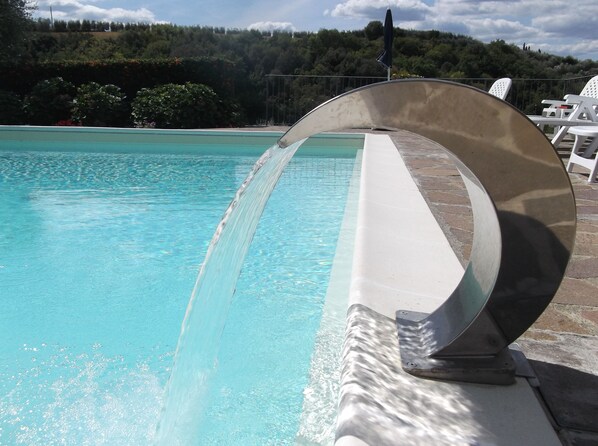Utomhuspool