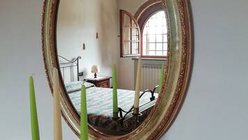 1 chambre, fer et planche Ă repasser, lit parapluie, Wi-Fi gratuit