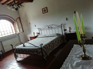 1 camera, ferro/asse da stiro, culla da viaggio, Wi-Fi gratuito