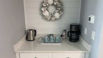 Condo, 2 Bedrooms, Balcony, Partial Ocean View (4307) | Living area | 50-inch Smart TV with cable channels, TV