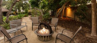 Art and Sound: Secluded Carmel Five bedroom home!