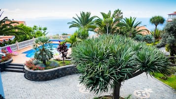 Alberca al aire libre