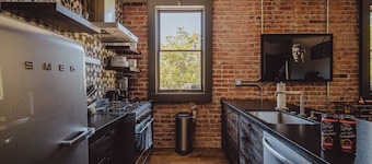 SLO Brew Lofts - 3 Bedroom 'The Drifter Loft'