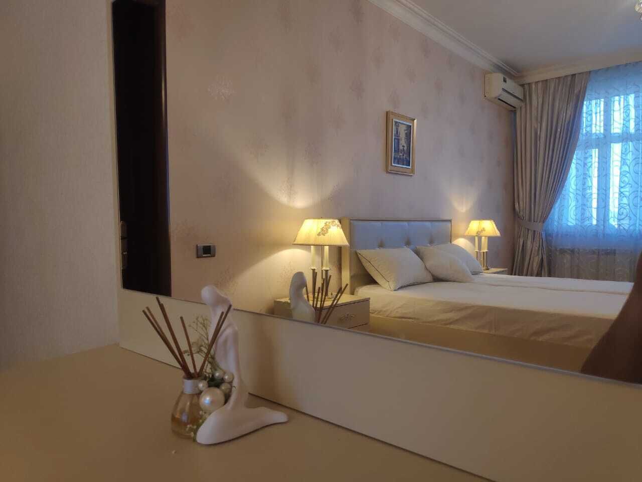 2 bedrooms, in-room safe, iron/ironing board, WiFi