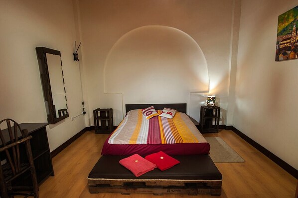 Double Room | Iron/ironing board, free WiFi, bed sheets