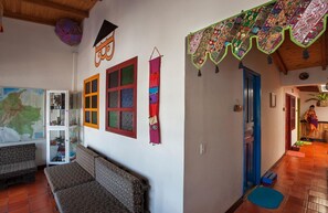 Interior - Casa Hospedaje La Bohemia - Hostel (San Juan de Pasto)