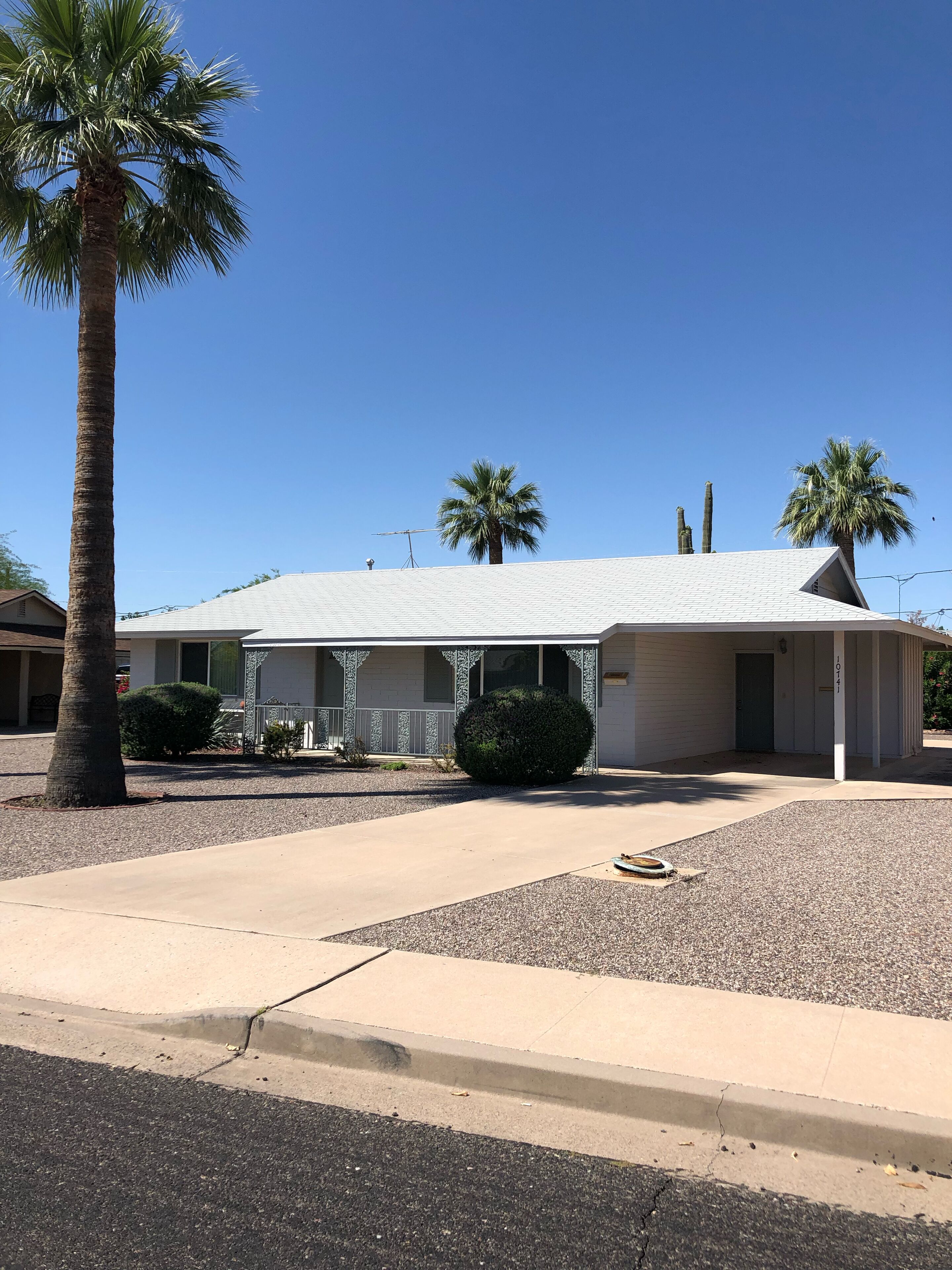 Enjoy the abundant AZ sunshine and sleep like royalty at night!