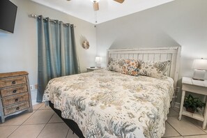 Condo, 1 quarto, sacada, de frente para a praia (875) | Individualmente decorados, individualmente mobiliados, Wi-Fi de cortesia
