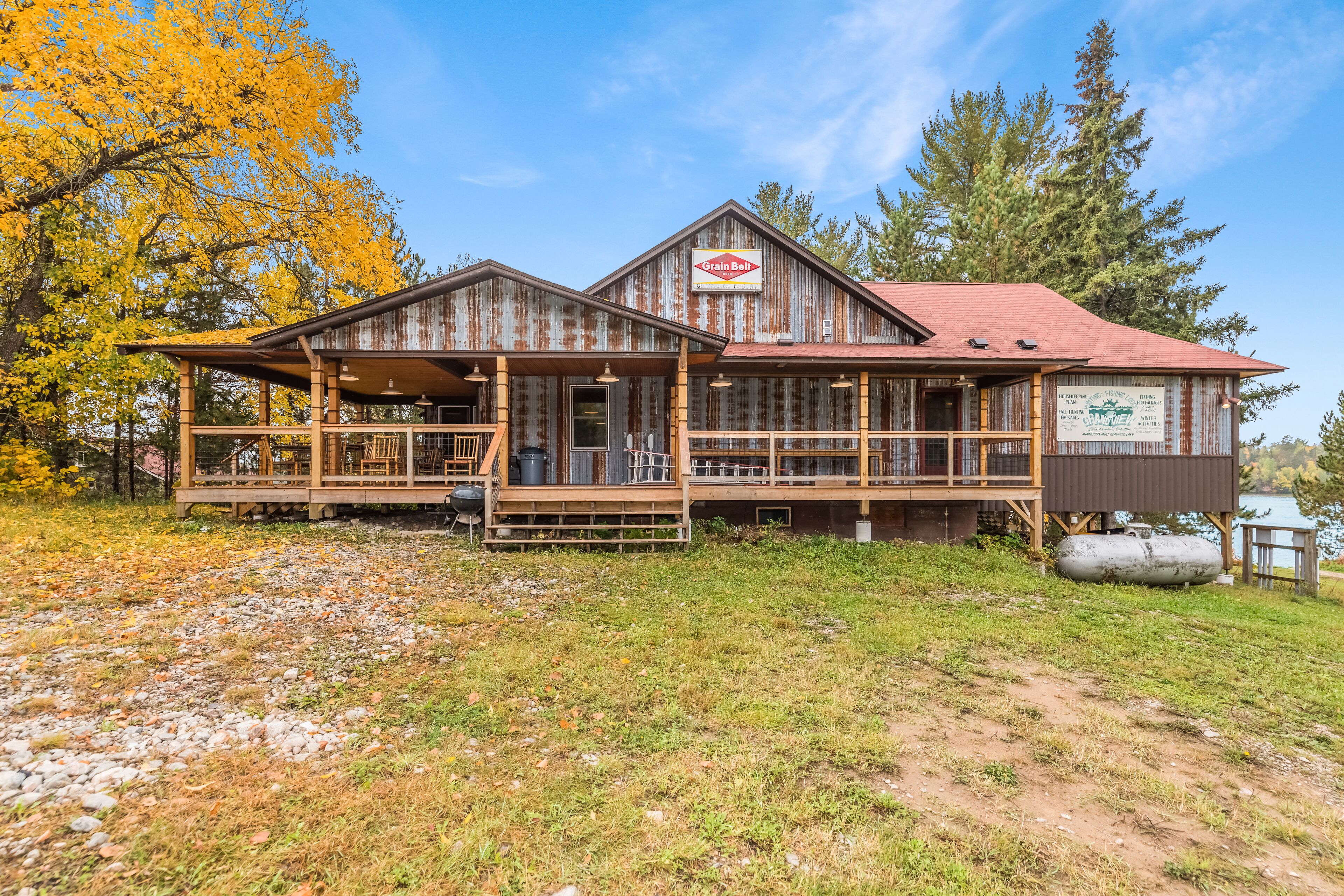 Kick back and relax at Grand View Lodge on Vermilion!