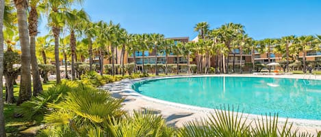 Piscina a l'aire lliure