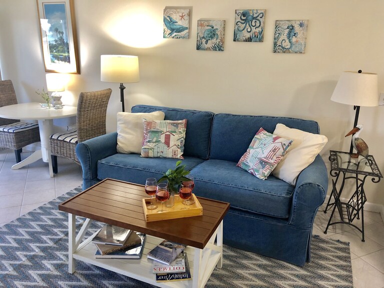 Ov725 Golfcourse / Ocean Peek View Condo-paradise Alquiler De Vacaciones En Ocean Village - Fort Pierce, FL
