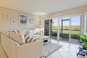 TV - CP 114 Dune View Condo - Welcome to Paradise (Fort Pierce)