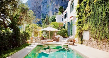 VILLA CAPRI MARINA - Vier Schlafzimmer Villa, Schläft 8