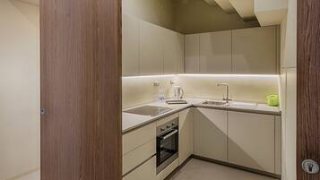 Frigorifero, forno, lavastoviglie