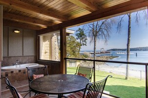 Bañera de hidromasaje privada