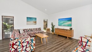 Una televisión, Netflix, servicios de streaming