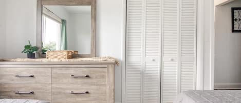 2 sovrum, strykjärn/strykbräda, gratis wi-fi och sängkläder