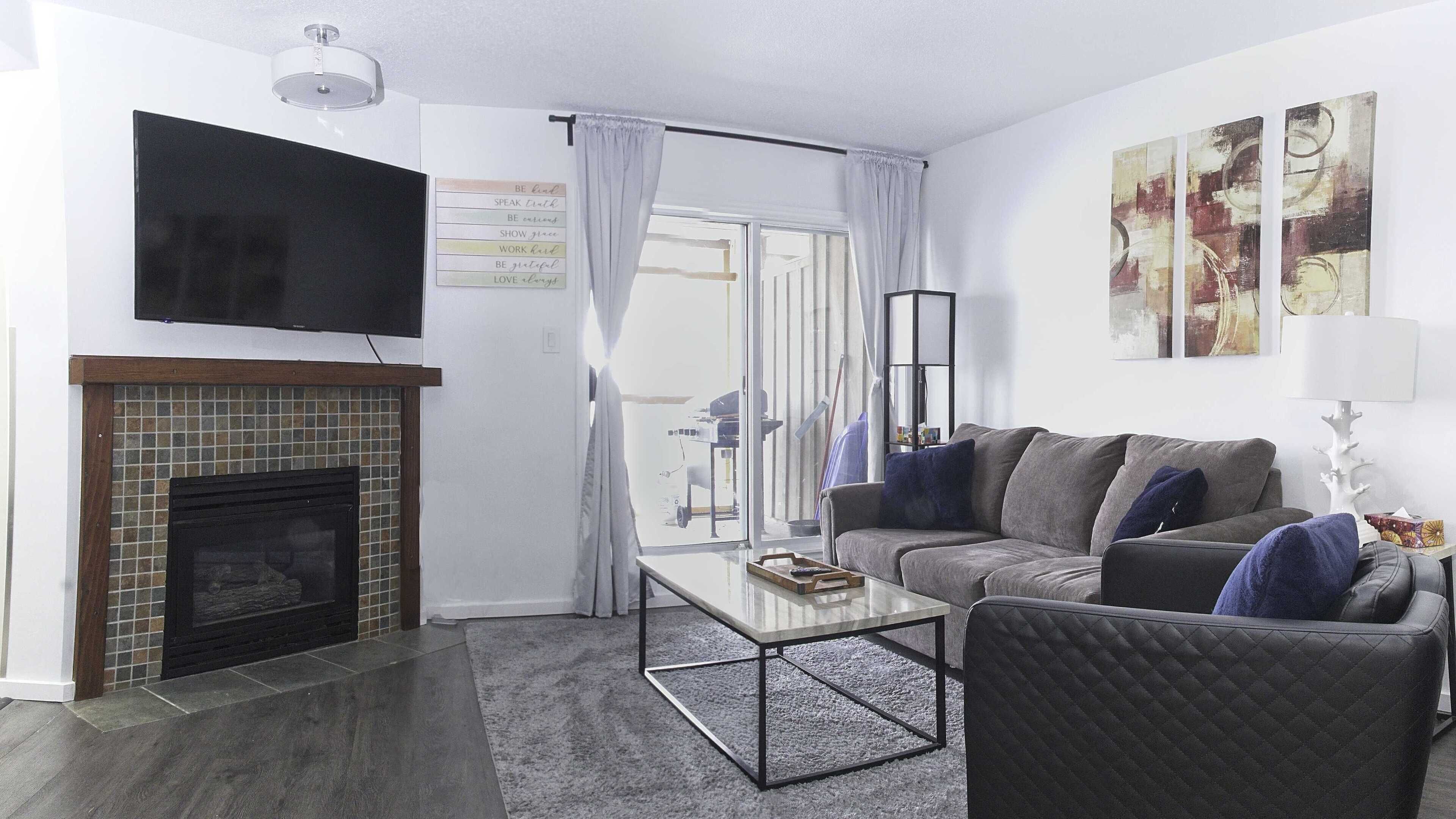 Comfortable Townhouse in Whistler Village w/ Hot Tub