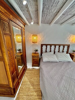 2 slaapkamers, een strijkplank/strijkijzer, gratis wifi, beddengoed