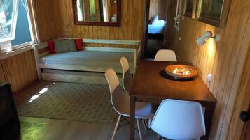 1 chambre, Wi-Fi gratuit, draps fournis