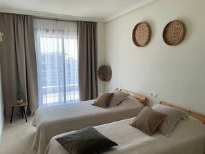 2 Schlafzimmer, Bügeleisen/Bügelbrett, Internetzugang, Bettwäsche