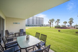 Apartment, 2 Schlafzimmer, Terrasse, Erdgeschoss (6110) | Terrasse/Patio