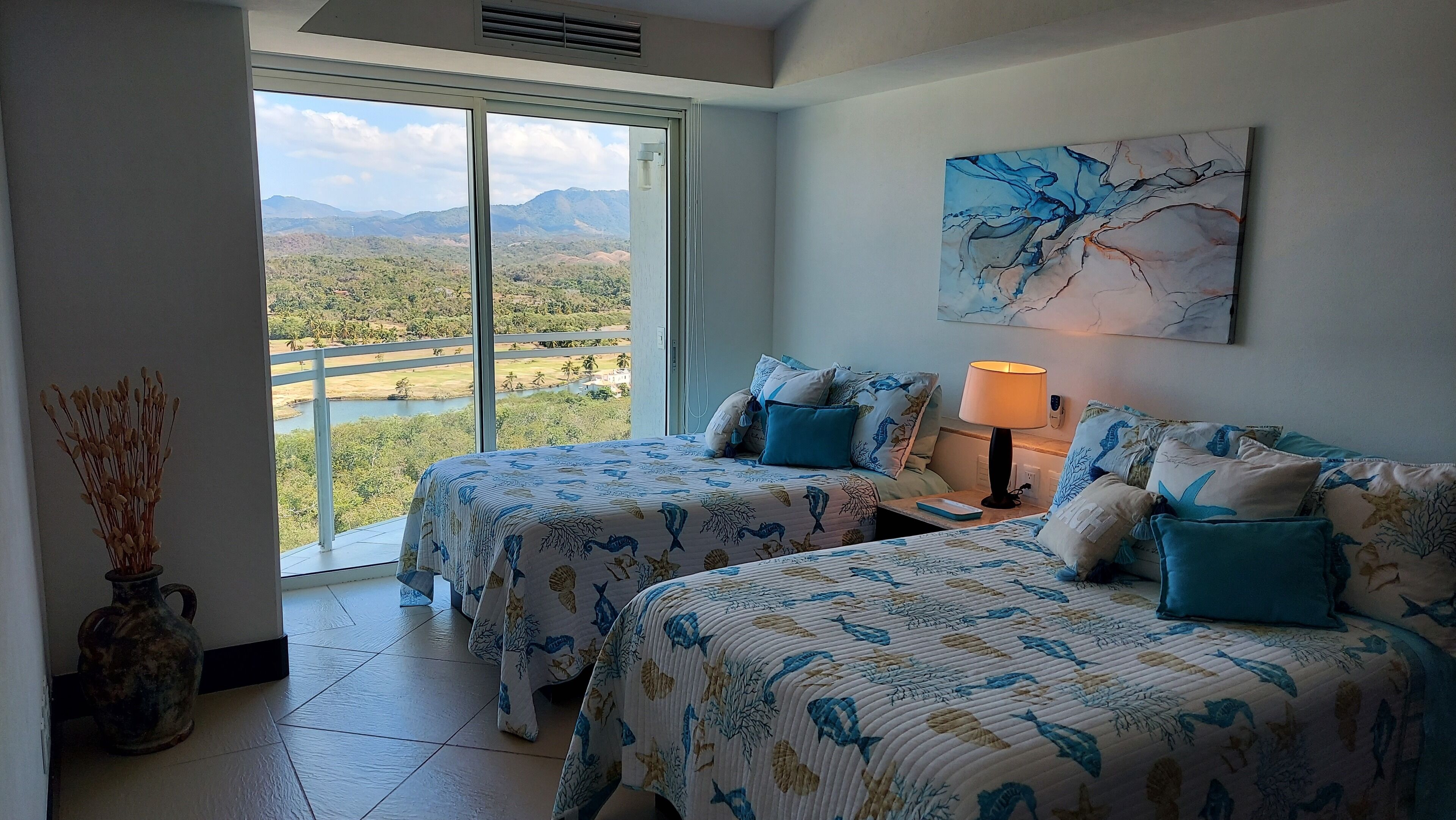 BVG "Penthouse", largest unit w/ XL wrap around deck !