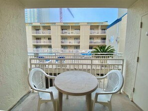 Studio, 1 King Bed, Pool View, Beachfront (122) | Balcony - Sugar Beach Condos by ALBVR (Orange Beach)