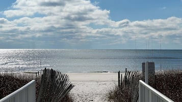 海灘、白沙