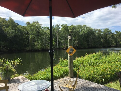 World Traveler Suite at Magnolia House, Coastal Riverfront, Beachfront