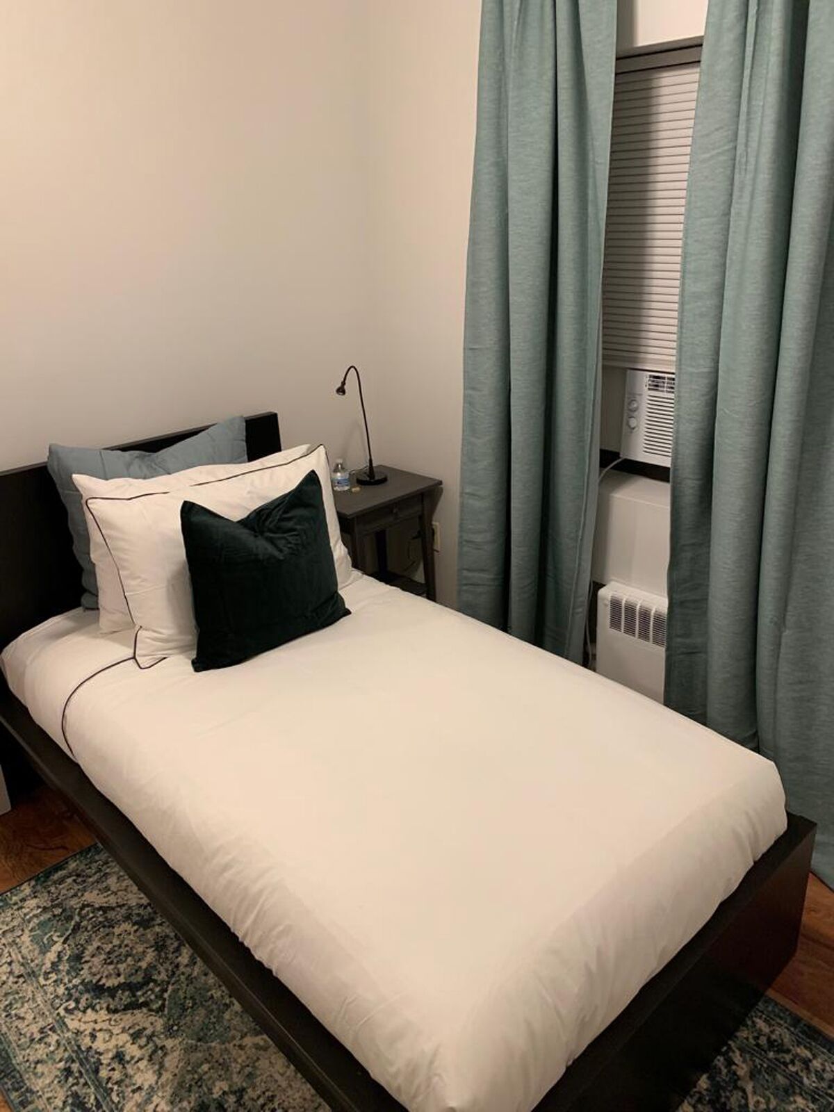 1631 4A · Perfect Choice 3bed Apt/20 min to NYC-Parking Avai