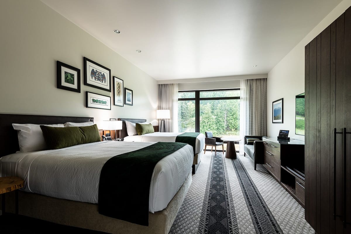 Premium bedding, down duvets, pillow-top beds, in-room safe