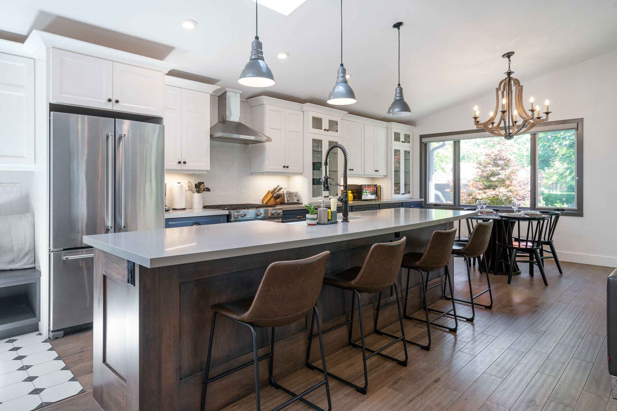 NEW! Luxury 2 Bedroom Home in ❤️️ Niagara on the Lake Old Town - Steps to Lake!