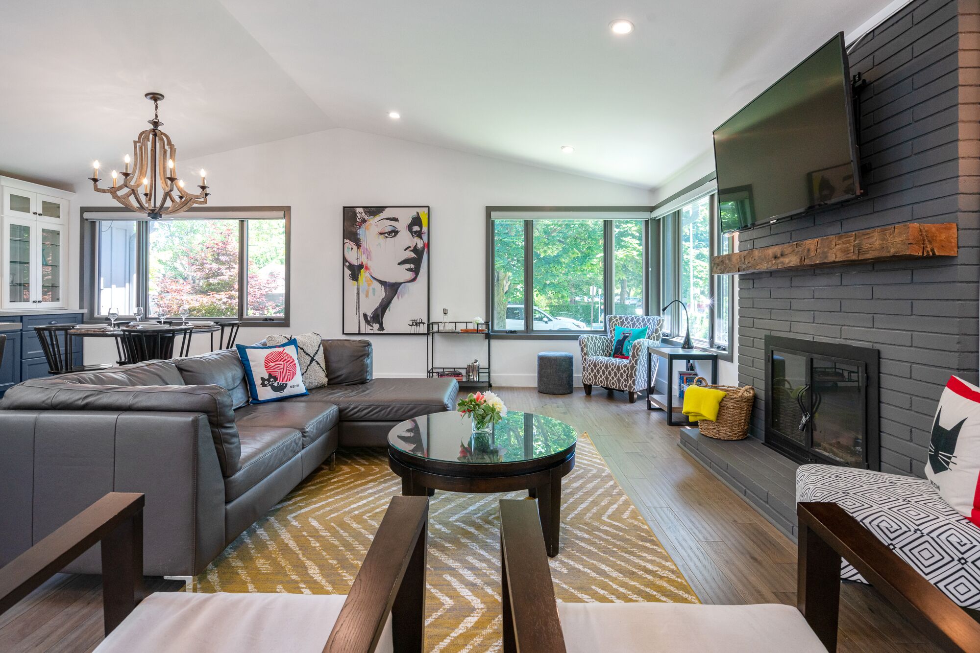 NEW! Luxury 2 Bedroom Home in ❤️️ Niagara on the Lake Old Town - Steps to Lake!