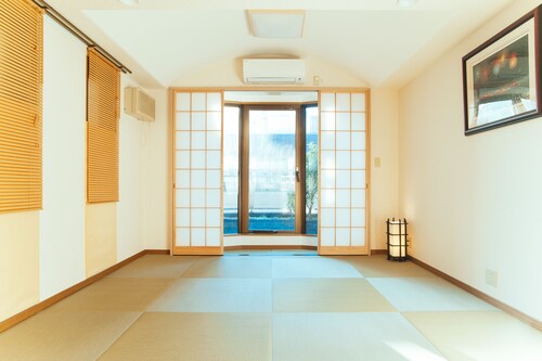 Near from Haneda, Keikyu kamata JR Kamata2minutes/Group/Family   YU'S HOUSE