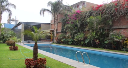 Hotel El Sol De Huachipa