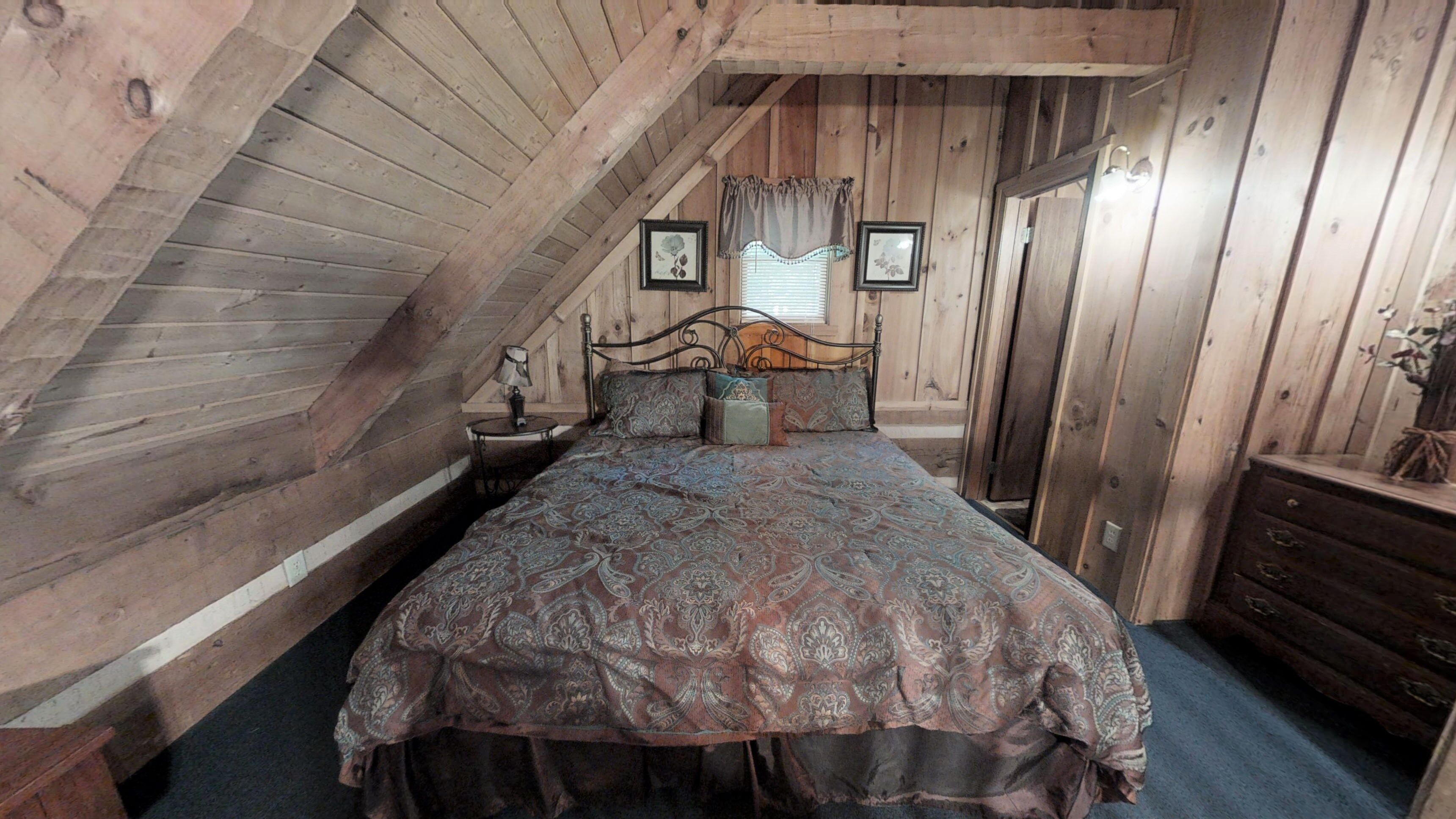 A Love Shack 1 Bedroom Cabin by Redawning