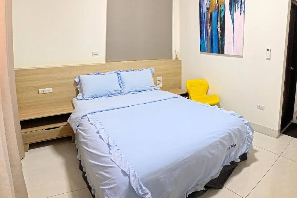 Double Room | WiFi (free), bed sheets