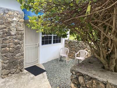 Large & Comfortable 1 Bed/Bath Guest Room on St. Croix