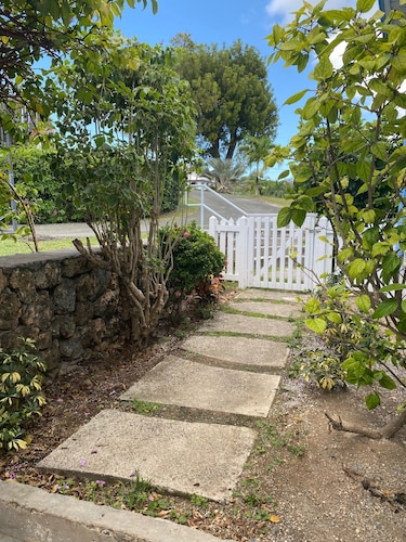 Large & Comfortable 1 Bed/Bath Guest Room on St. Croix