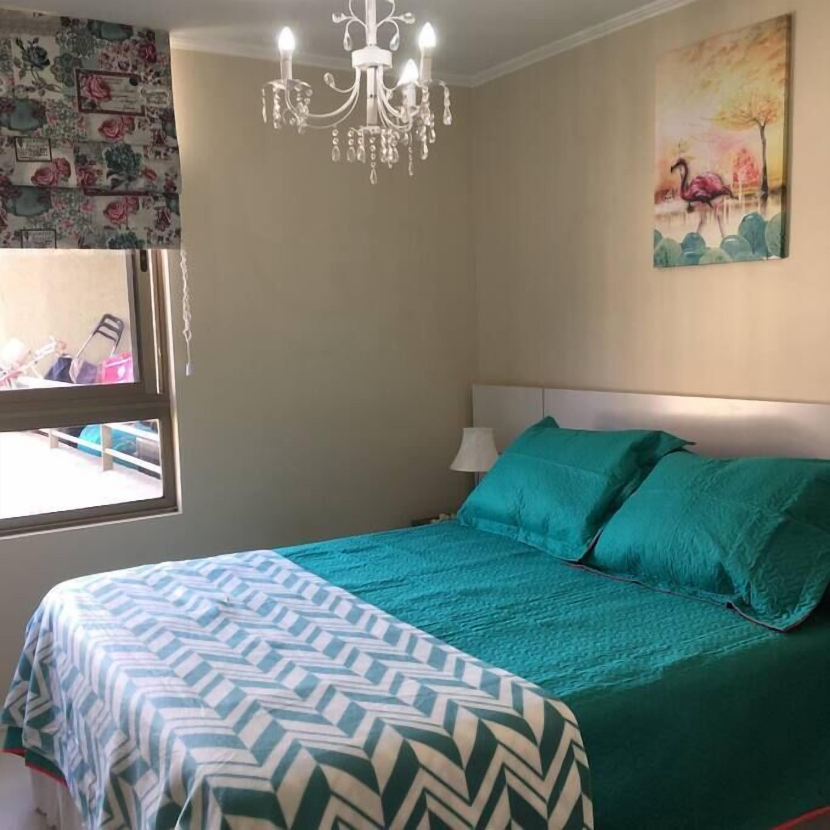 2 chambres, bureau, fer et planche à repasser, accès au Wi-Fi (inclus)