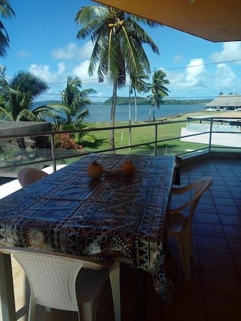 Terrace/patio. Gîte Océania