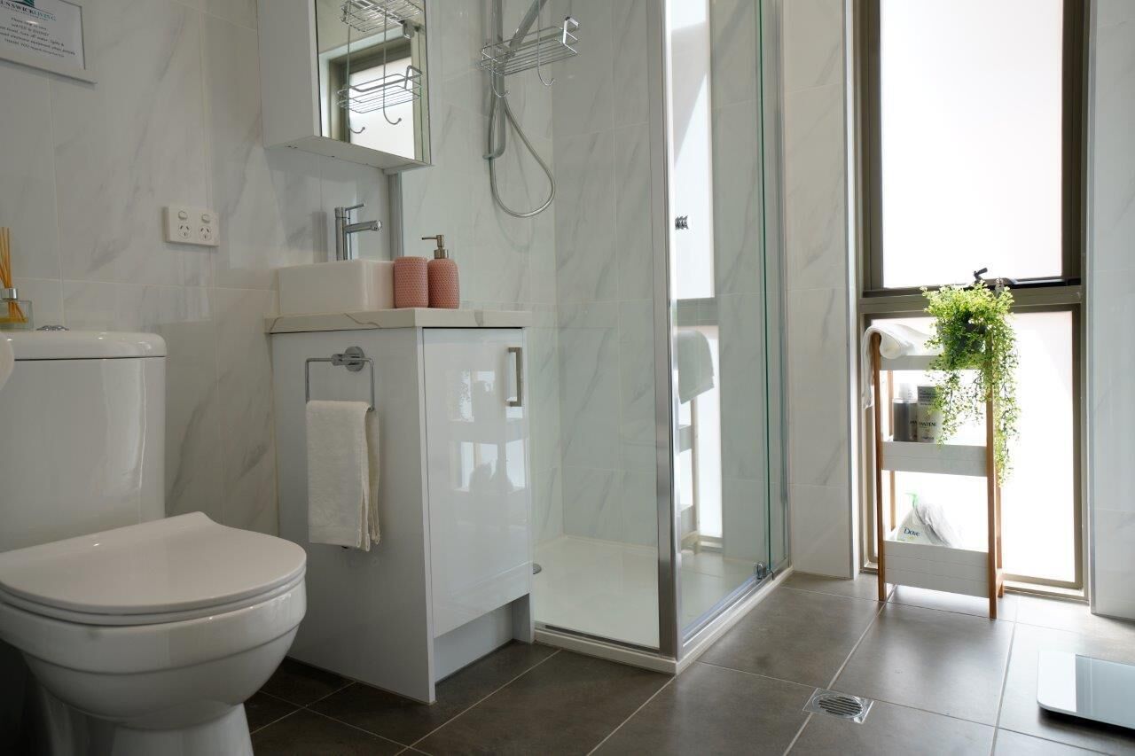 U1 Brunswick Living Ground Patio Close to APT and CBD Free Wifi Tram at Doorstep