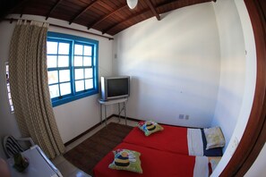3 Schlafzimmer, Bügeleisen/Bügelbrett, Bettwäsche
