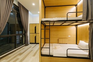 都會共用宿舍, 多張床, 非吸煙房 | 迷你吧、免費 Wi-Fi、床單